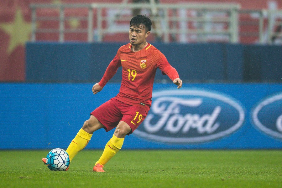 欧联-勒沃库森2-0赫根5战全胜锁头名 药厂各赛事豪取14连胜北京时间12月1日凌晨4时，欧联杯H组第5轮，勒沃库森客场对阵赫根。